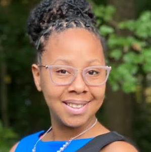 Meet your Posher, Britany